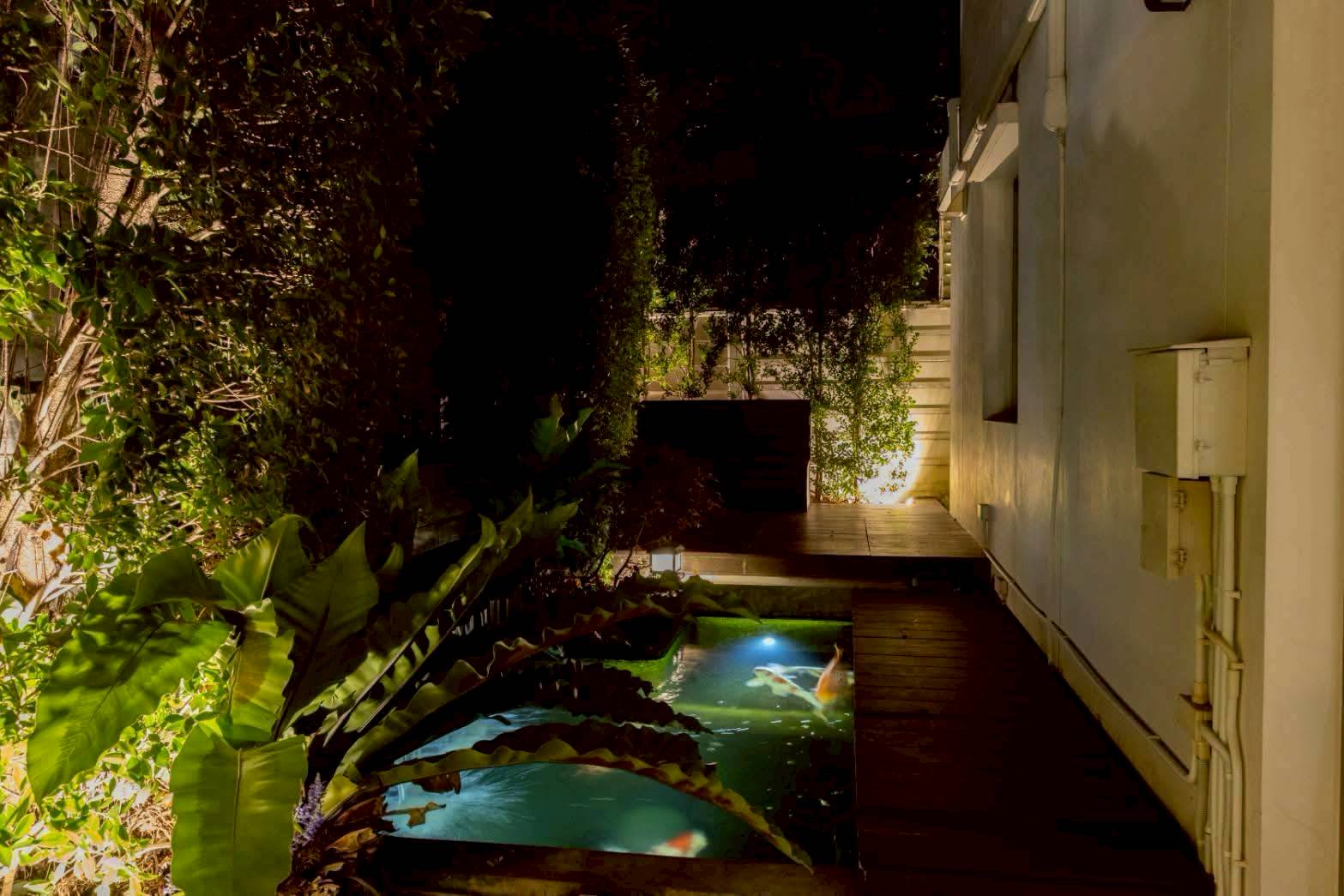 บ้านให้เช่า  บ้านเดี่ยว 3 ชั้น ดาดฟ้าวิวดอยสุเทพ + Jacuzzi + ซาวน่า