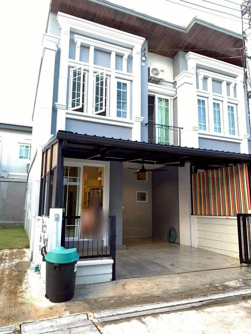 ทาวน์โฮมแปลงมุมให้เช่า โกลเด้นทาวน์ใกล้มีโชคพลาซ่า