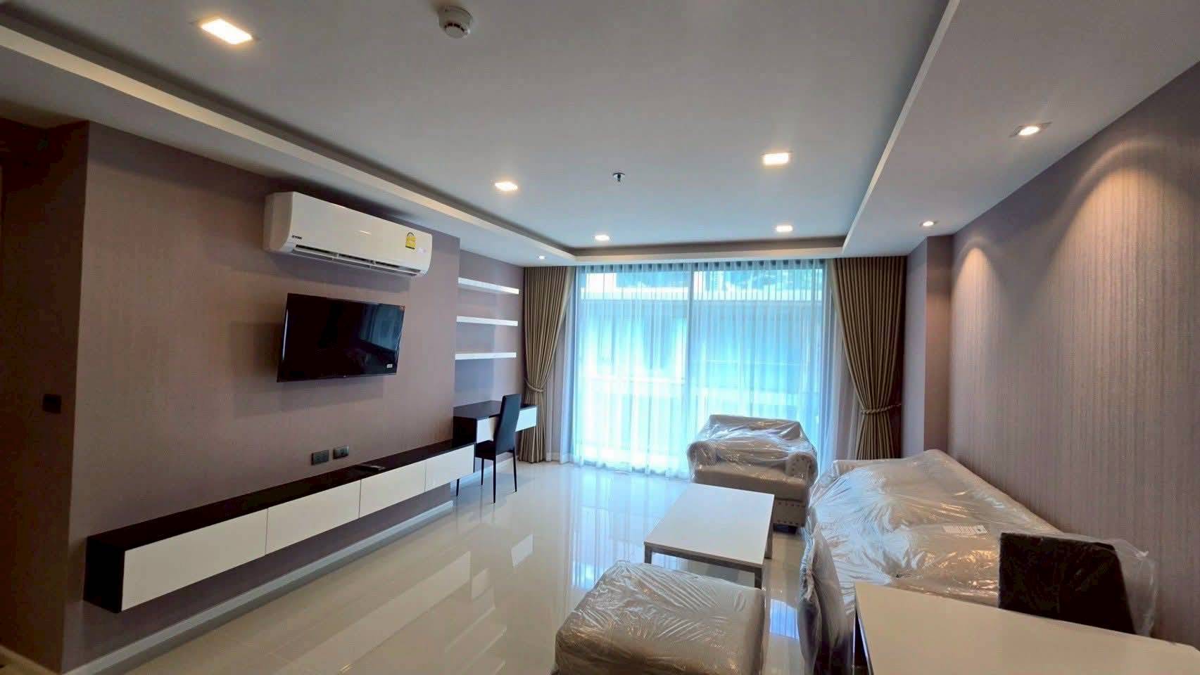 ขายคอนโด 2 ห้องนอน สวยใหม่ พร้อมอยู่ใกล้ ม.ช ถนนคลองชลประทาน
